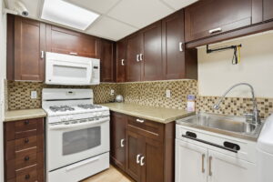 57-web-or-mls-57-Hamilton_Frank_44 San Paulo Dr