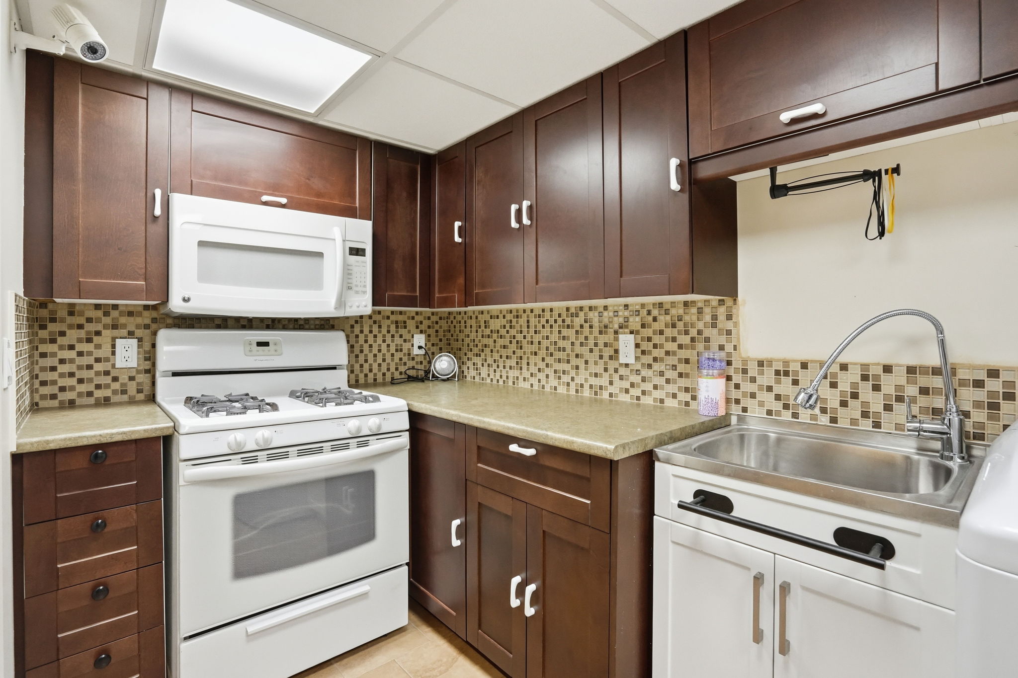 57-web-or-mls-57-Hamilton_Frank_44 San Paulo Dr