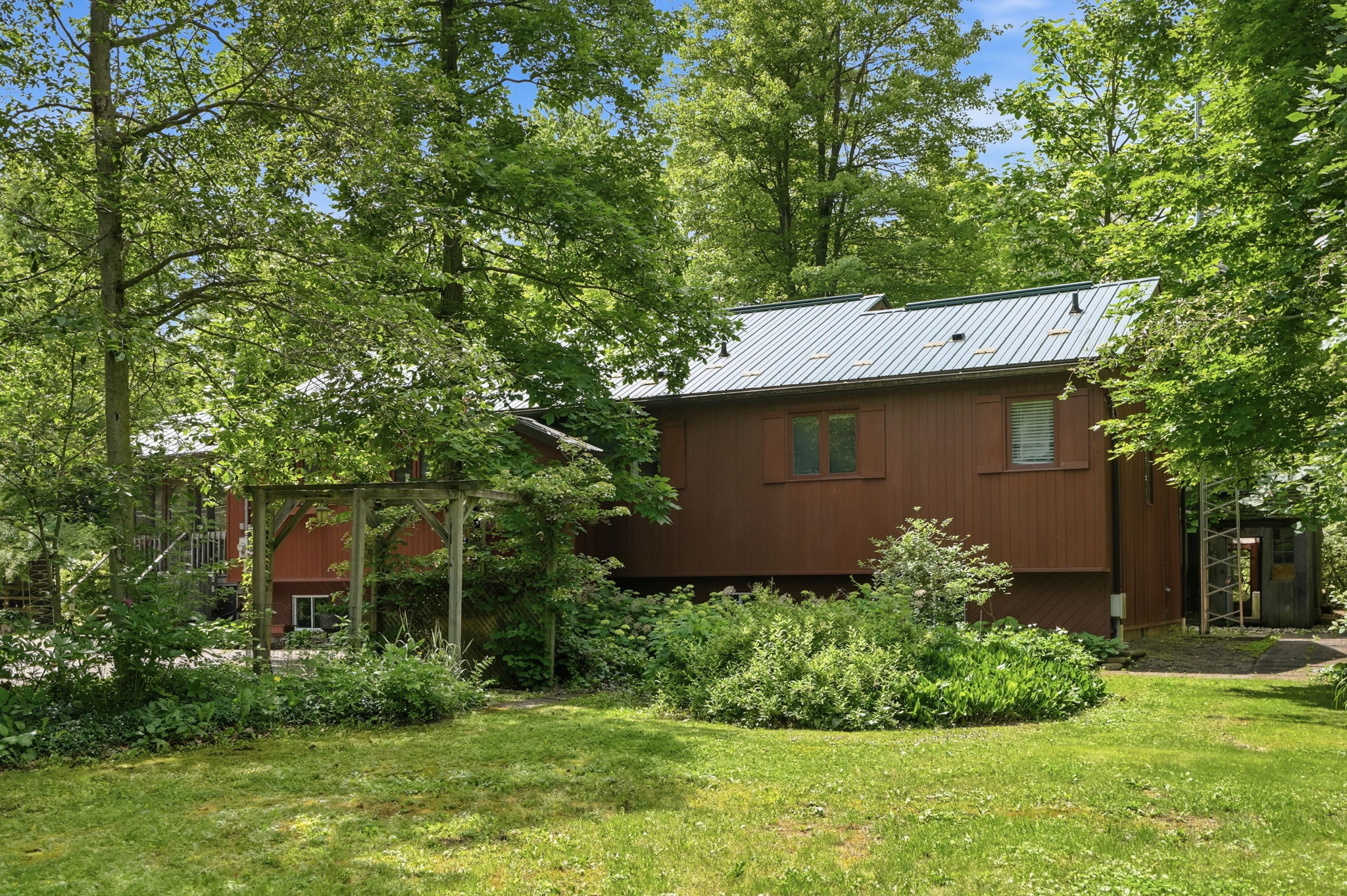 65-web-or-mls-72-Samantha Frank_9964 Concession Rd 1