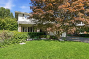 81-web-or-mls-81-Hamilton_Frank_44 San Paulo Dr