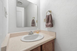 68-web-or-mls-68-Renzo Passaretti_1046 Book Rd W