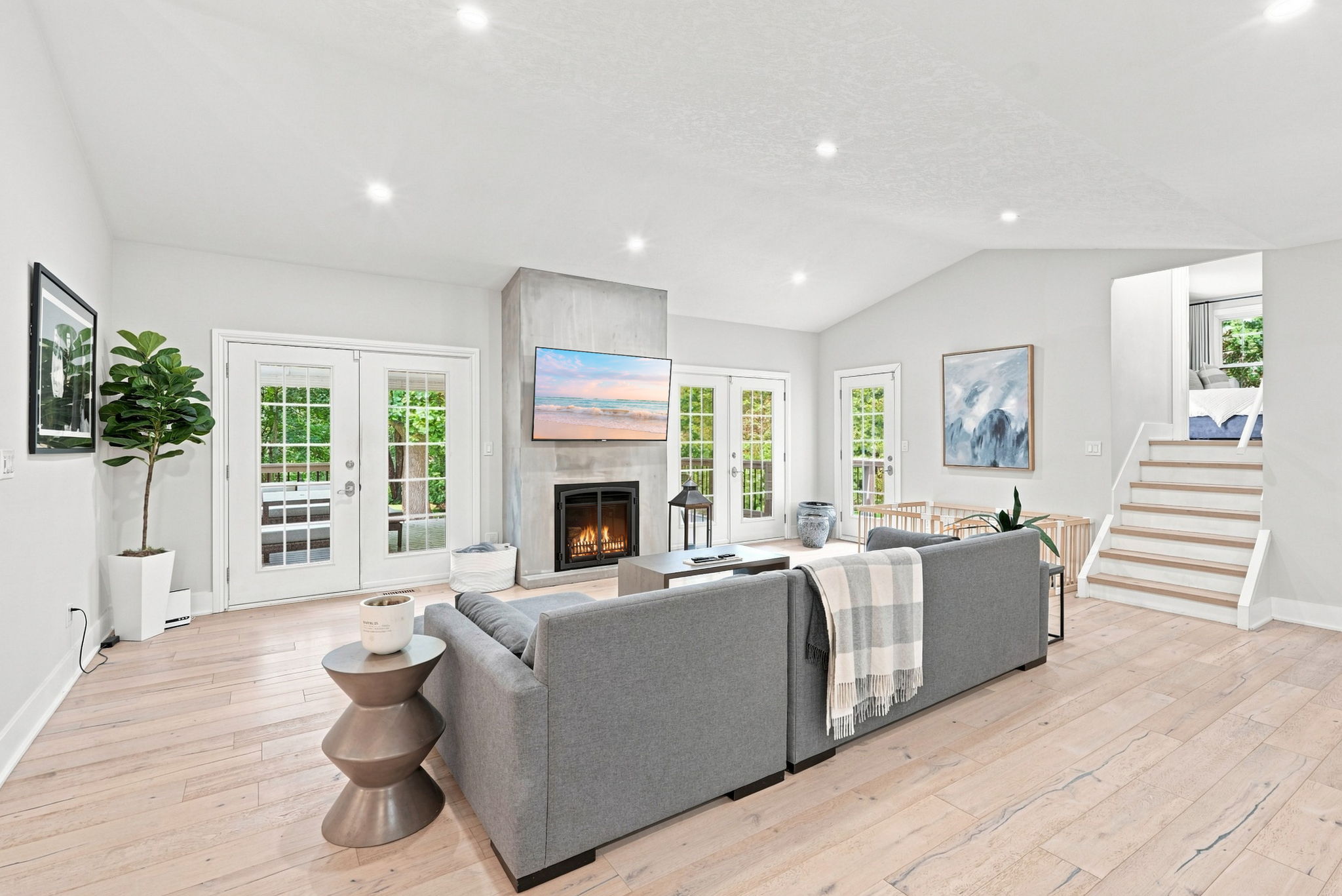 15-web-or-mls-15- Dane Pirro_110 Old Ancaster Rd-