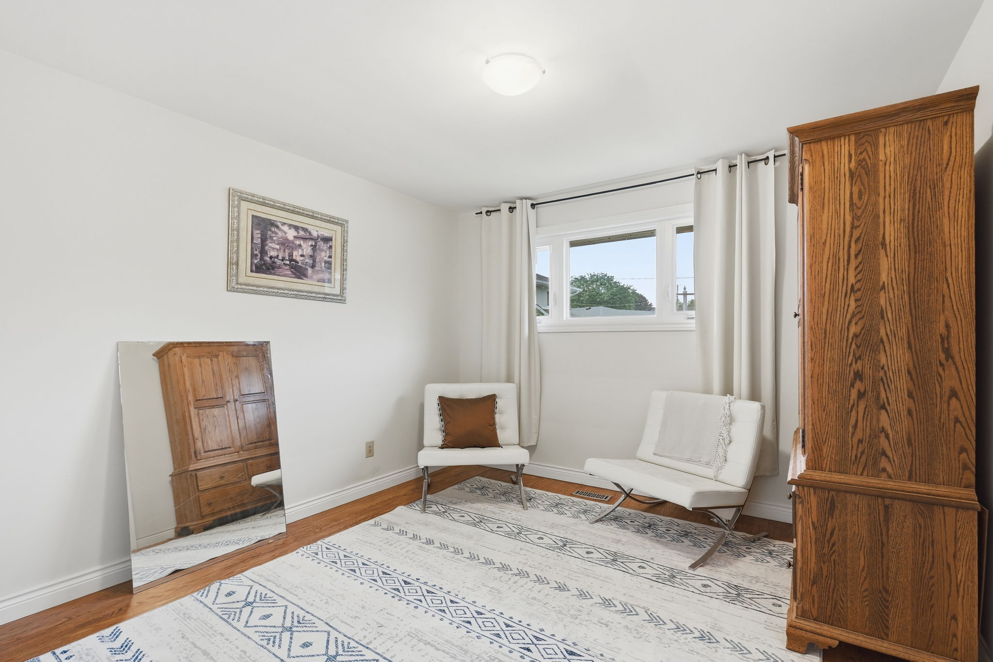 18-web-or-mls-18-Renzo Passaretti_76 Orphir Rd