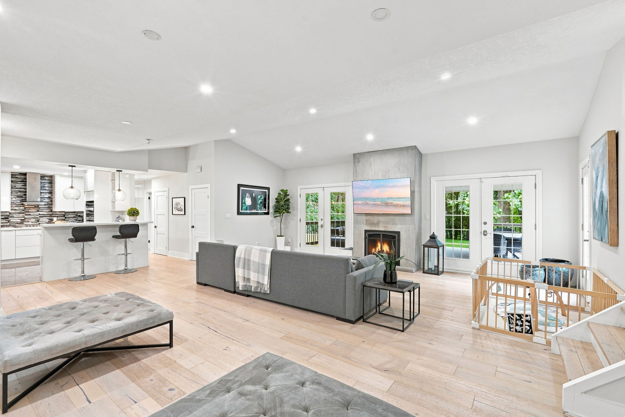 19-web-or-mls-22- Dane Pirro_110 Old Ancaster Rd-
