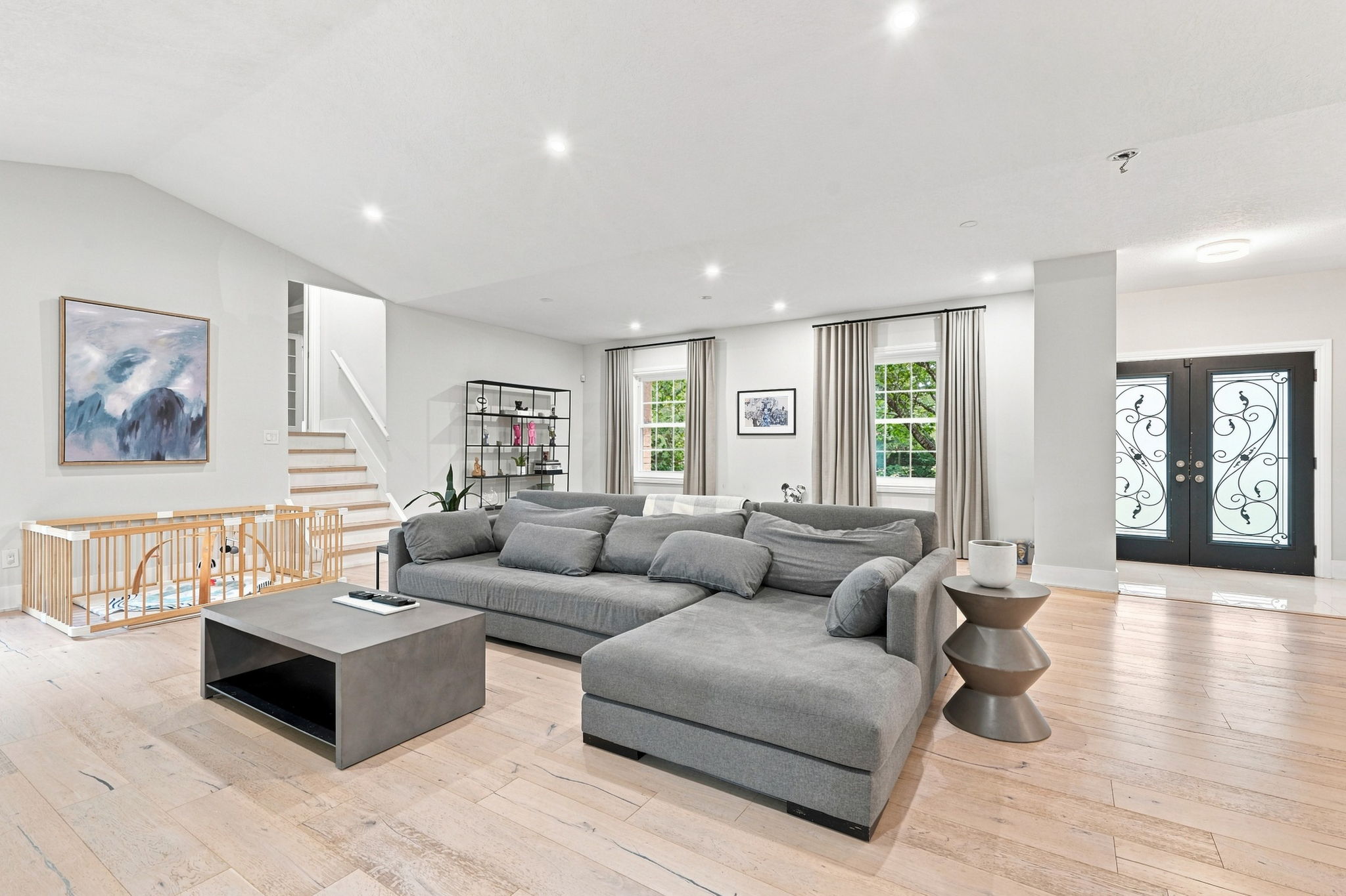20-web-or-mls-24- Dane Pirro_110 Old Ancaster Rd-