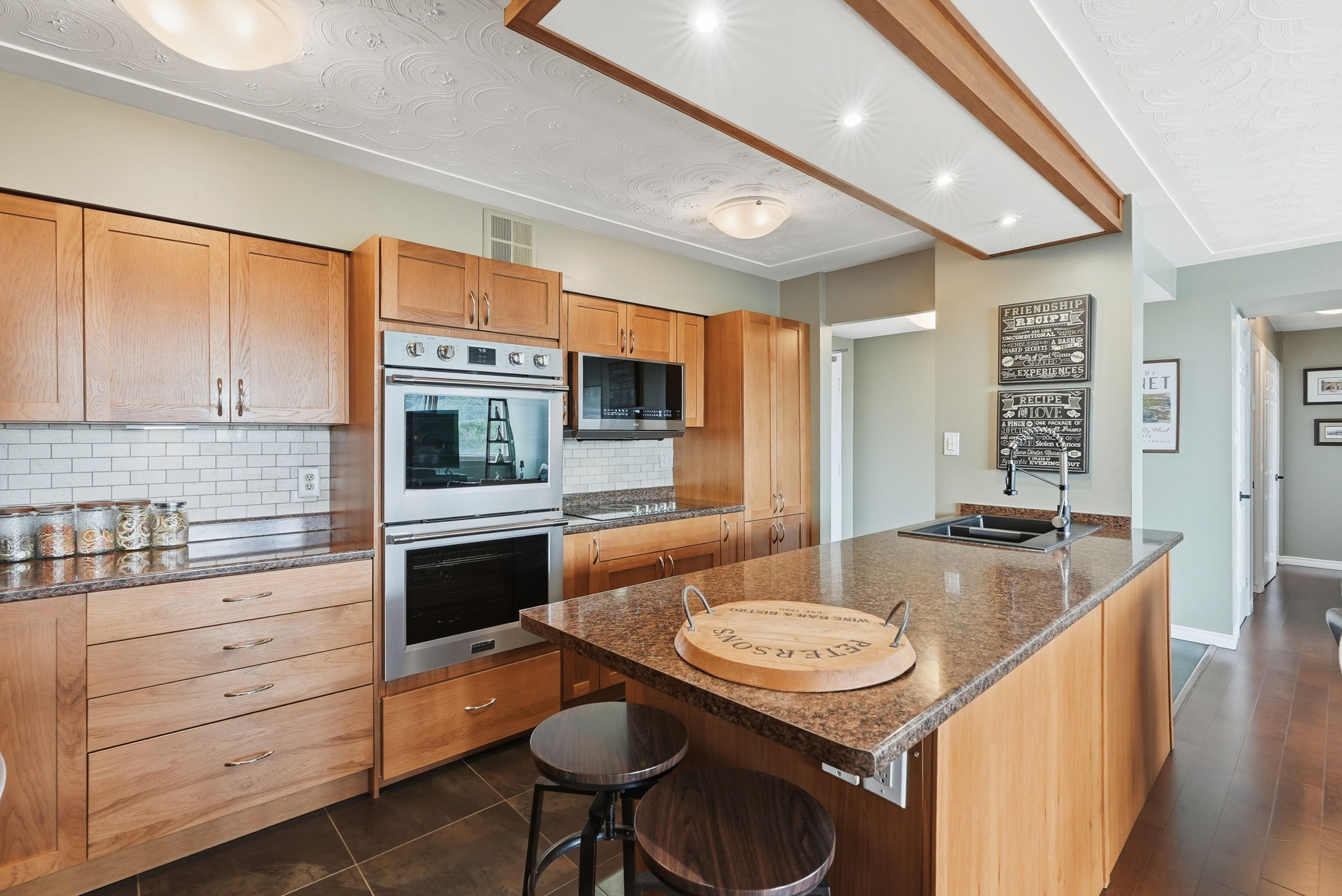 23-web-or-mls-23-Samantha Frank_40 Harrisford St 904