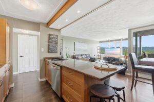 27-web-or-mls-27-Samantha Frank_40 Harrisford St 904