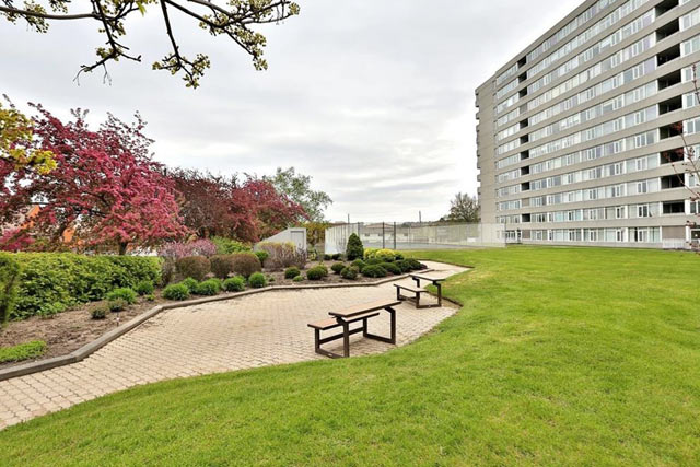 30-40-harrisford-street-harris-towers-grounds