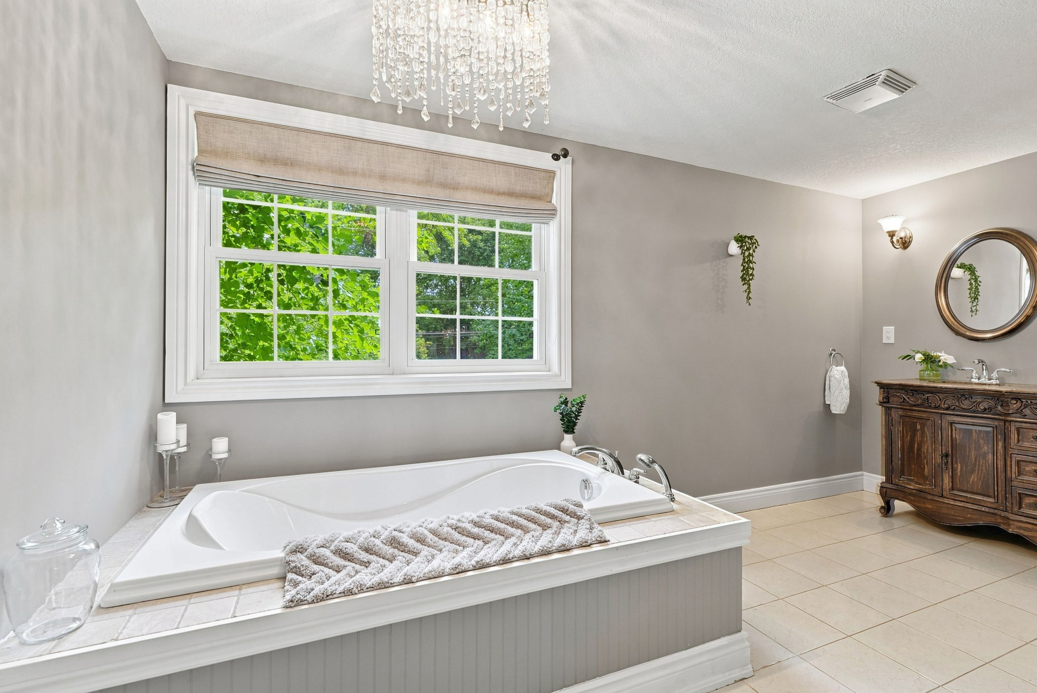 38-web-or-mls-42- Dane Pirro_110 Old Ancaster Rd-
