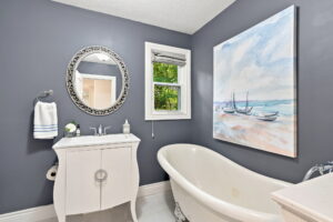 47-web-or-mls-51- Dane Pirro_110 Old Ancaster Rd-