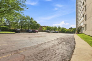 5-web-or-mls-5-Samantha Frank_40 Harrisford St 904