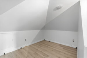 55-web-or-mls-55-Dane Pirro_78 Beechwood Ave
