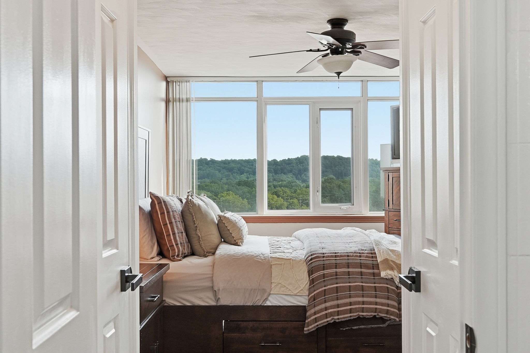 63-web-or-mls-63-Samantha Frank_40 Harrisford St 904