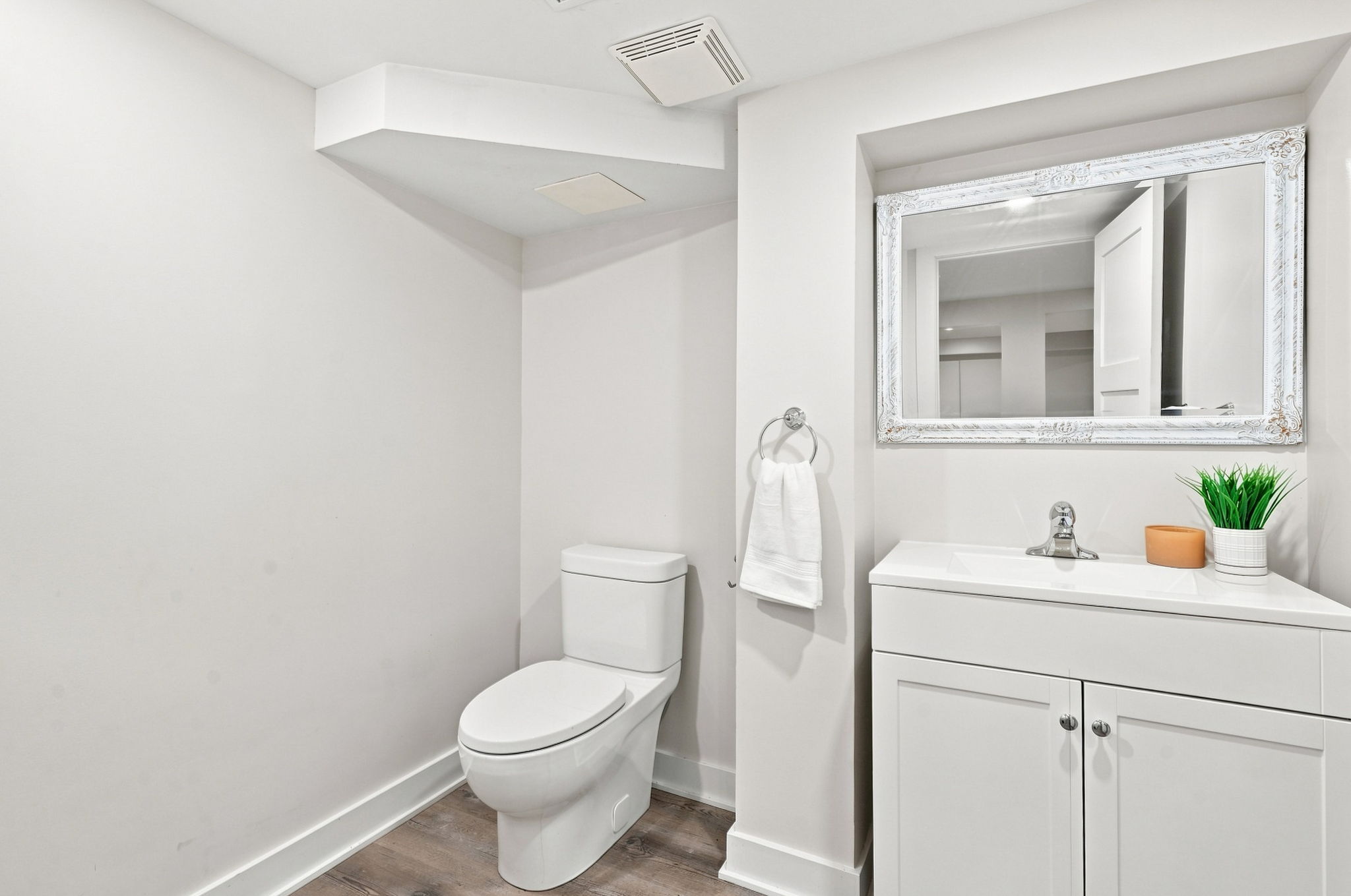 69-web-or-mls-73- Dane Pirro_110 Old Ancaster Rd-