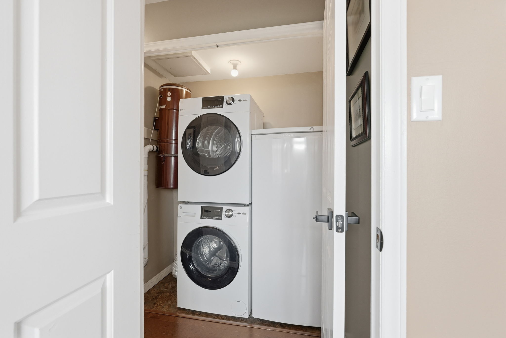74-web-or-mls-74-Samantha Frank_40 Harrisford St 904