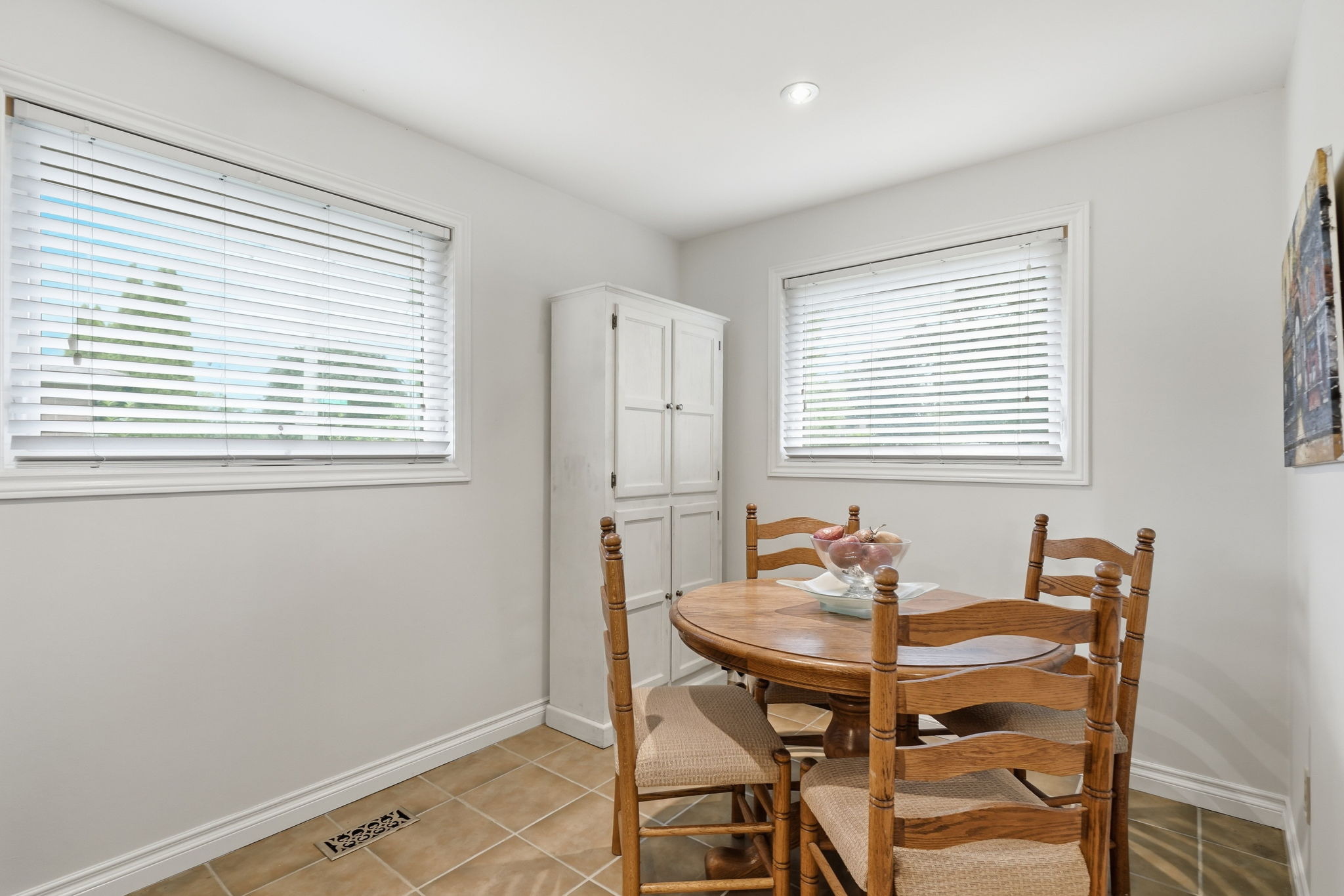 9-web-or-mls-9-Renzo Passaretti_76 Orphir Rd