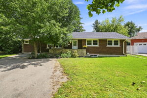 1-web-or-mls-01-Ilona Verlint_8 Emming Ct