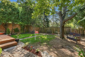 102-web-or-mls-111-Samantha Frank - 471 Knightsbridge Crescent_