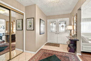 13-web-or-mls-7_Argon_Ct_Hamilton_ON_L9C_7E5_004