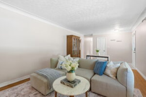 14-web-or-mls-14-Ilona Verlint_8 Emming Ct