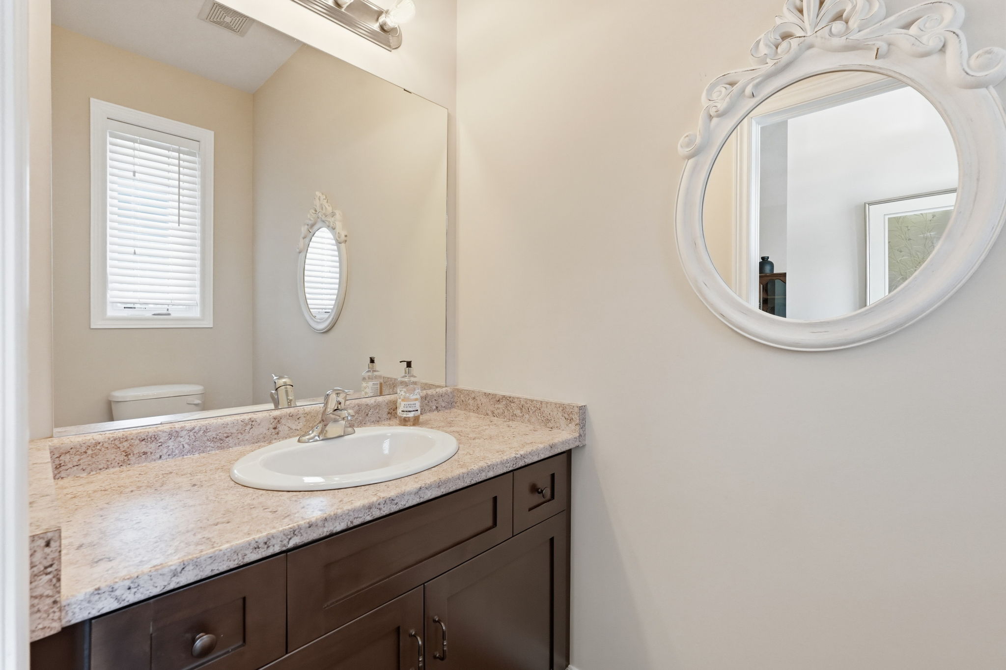 22-web-or-mls-022_Ilona Verlint_5 Murphy Ln