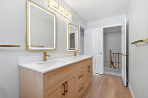 24-web-or-mls-13-Joe Genovese_79 Lynnette Dr