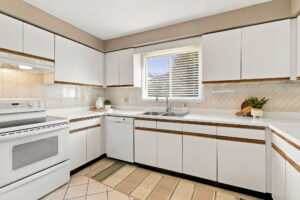 27-web-or-mls-7_Argon_Ct_Hamilton_ON_L9C_7E5_015