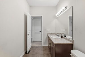 28-web-or-mls-028_Ilona Verlint_5 Murphy Ln