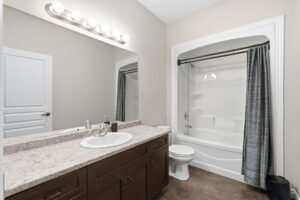 29-web-or-mls-029_Ilona Verlint_5 Murphy Ln
