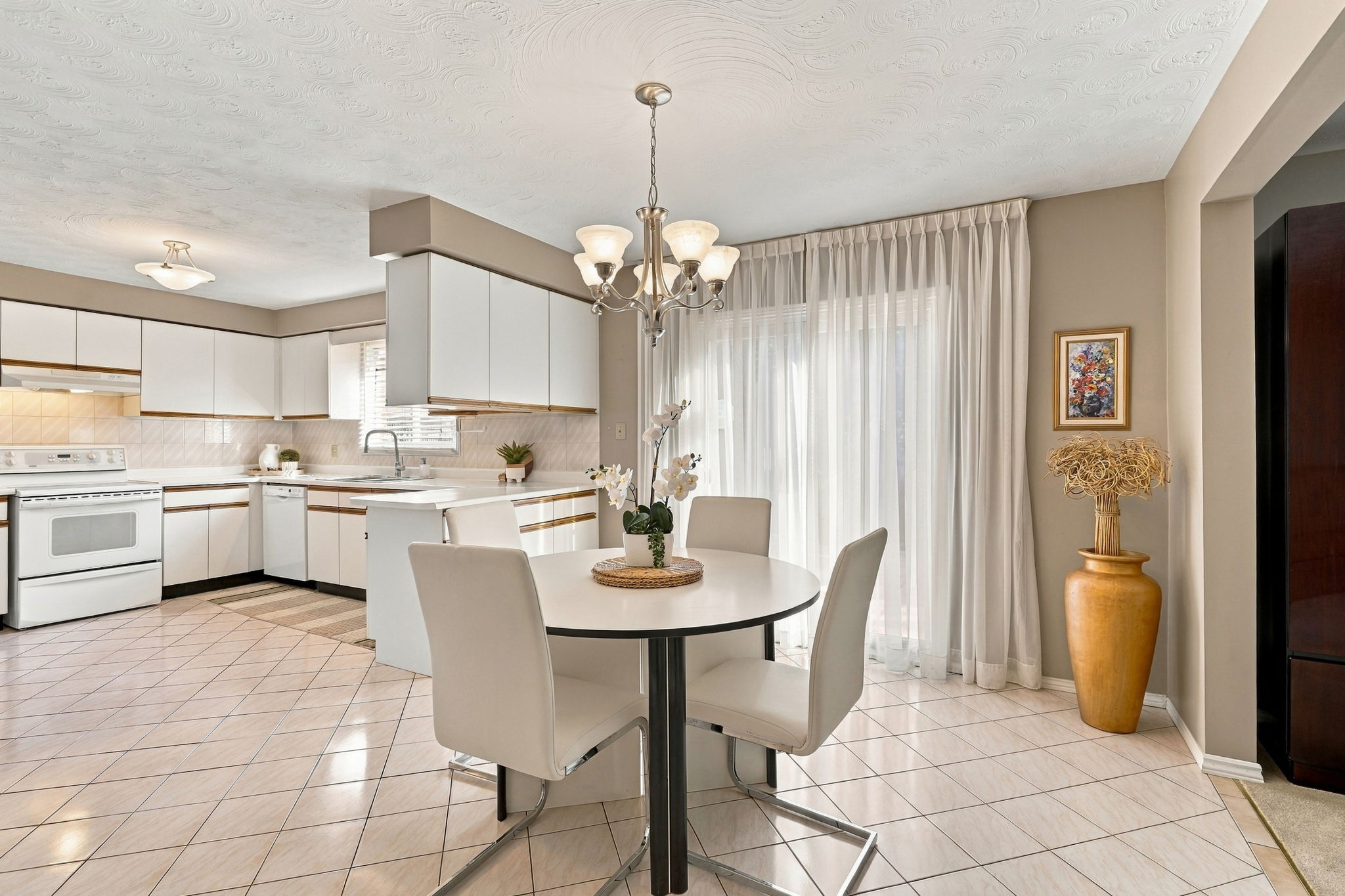 31-web-or-mls-7_Argon_Ct_Hamilton_ON_L9C_7E5_019