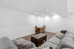 32-web-or-mls-032_Ilona Verlint_5 Murphy Ln