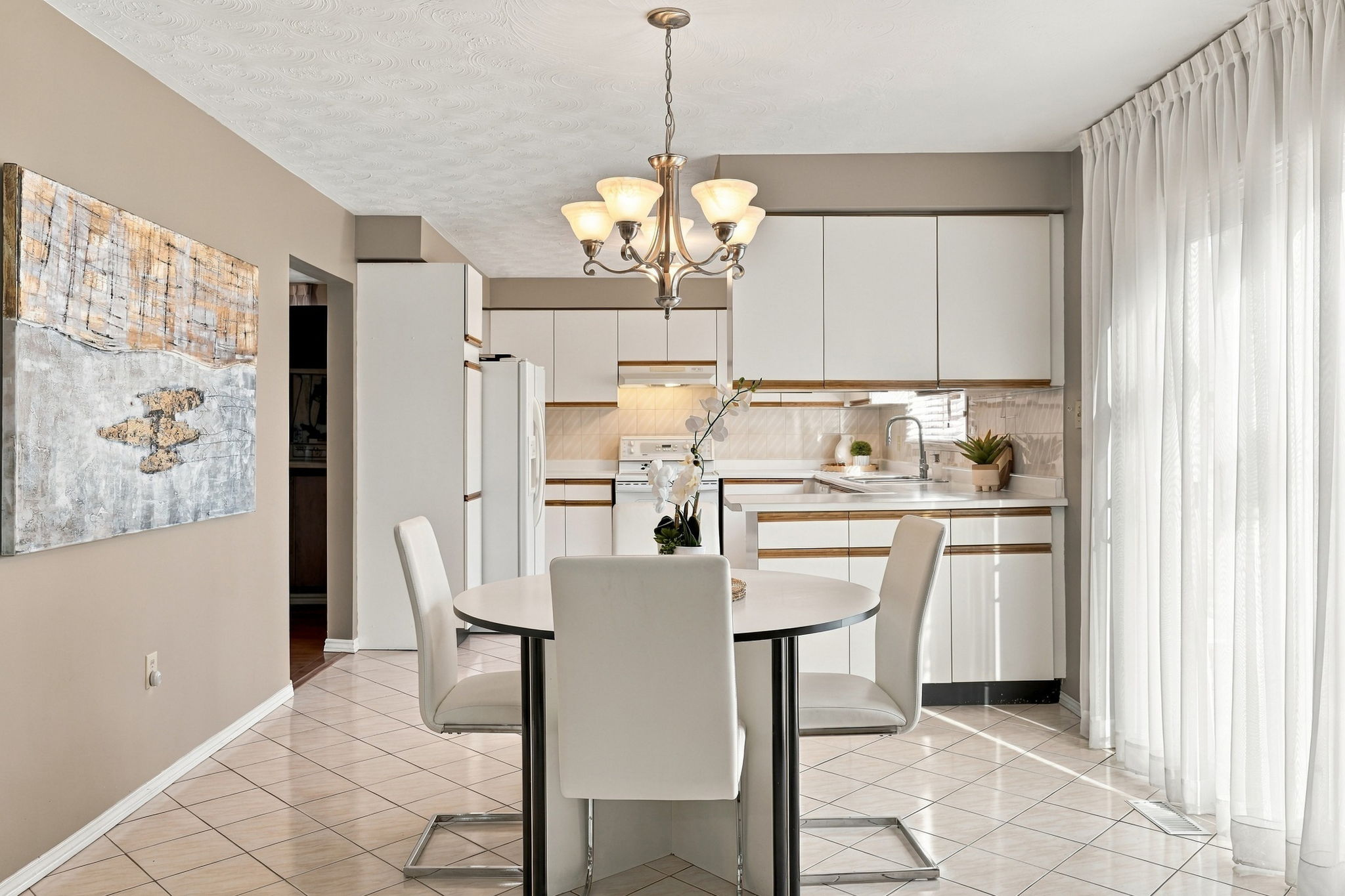 32-web-or-mls-7_Argon_Ct_Hamilton_ON_L9C_7E5_020