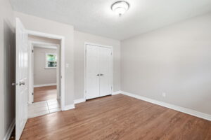 34-web-or-mls-34-Ilona Verlint_8 Emming Ct
