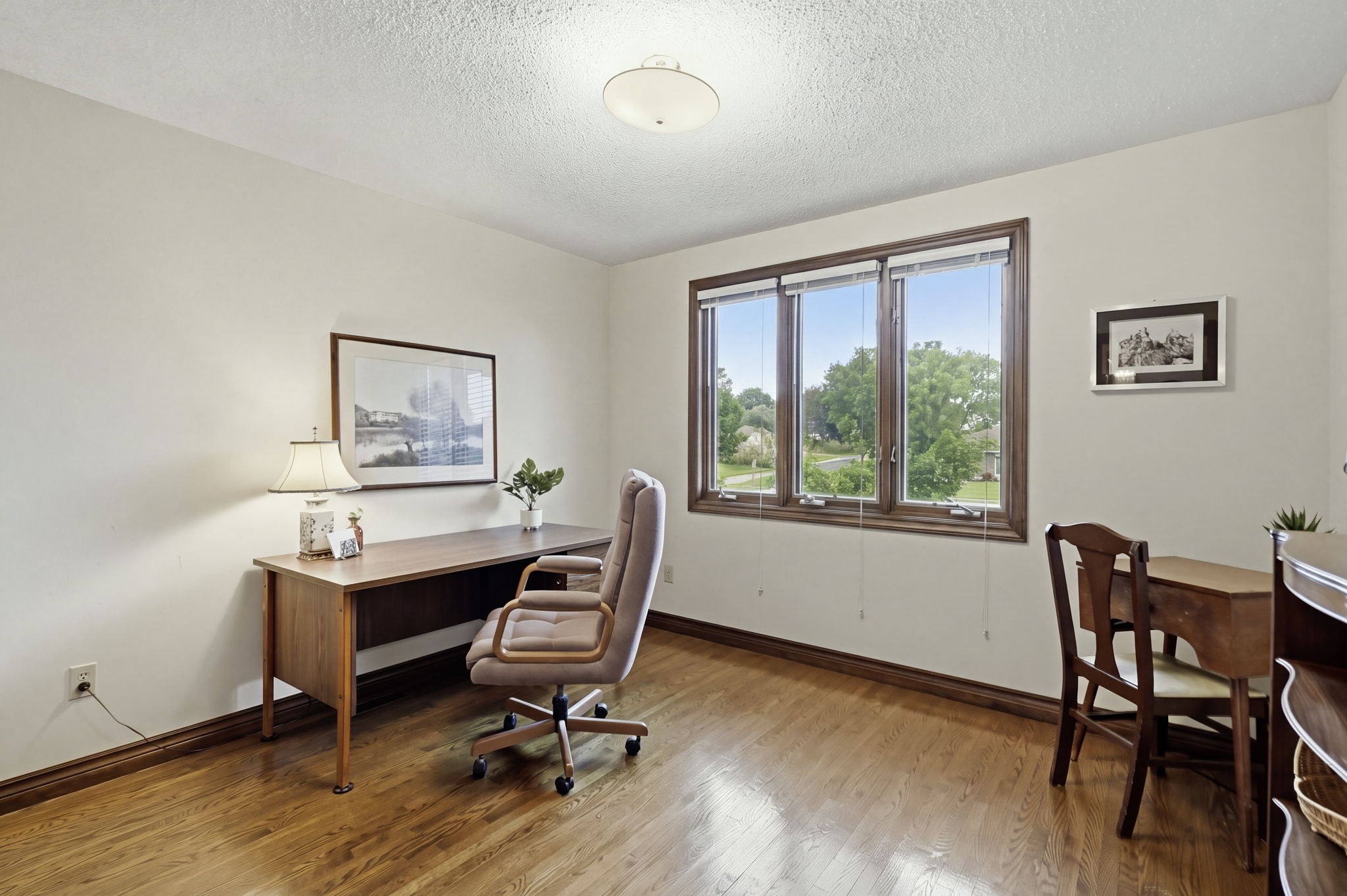39-web-or-mls-94_05-Dane Pirro_4 Nellida Crescent