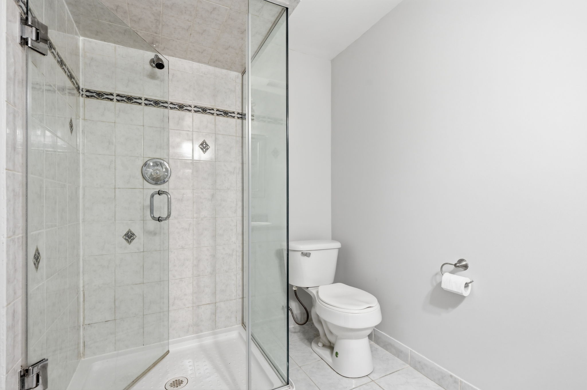 45-web-or-mls-46-Joe Genovese_79 Lynnette Dr