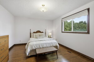 46-web-or-mls-88_05-Dane Pirro_4 Nellida Crescent