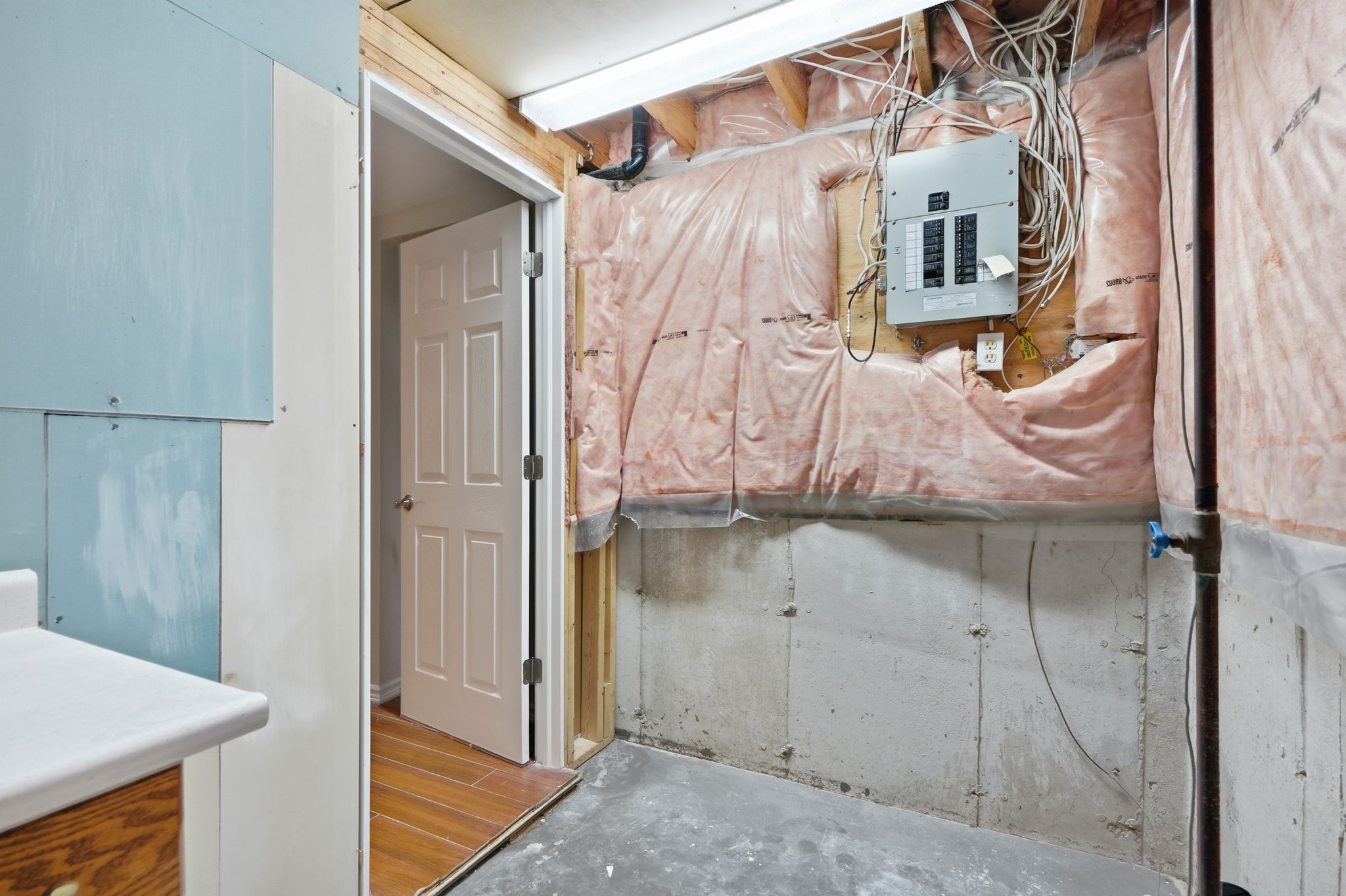 50-web-or-mls-50-Joe Genovese_79 Lynnette Dr