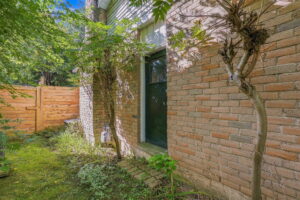 58-web-or-mls-59-Samantha Frank - 471 Knightsbridge Crescent_