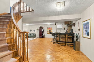 63-web-or-mls-7_Argon_Ct_Hamilton_ON_L9C_7E5_051