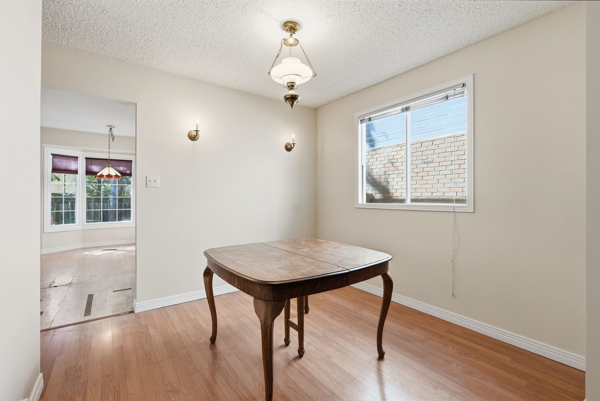 65-web-or-mls-68-Samantha Frank - 471 Knightsbridge Crescent_