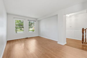 76-web-or-mls-81-Samantha Frank - 471 Knightsbridge Crescent_