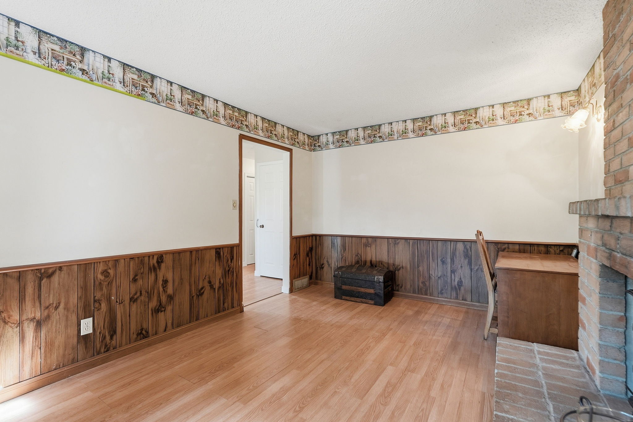 78-web-or-mls-83-Samantha Frank - 471 Knightsbridge Crescent_