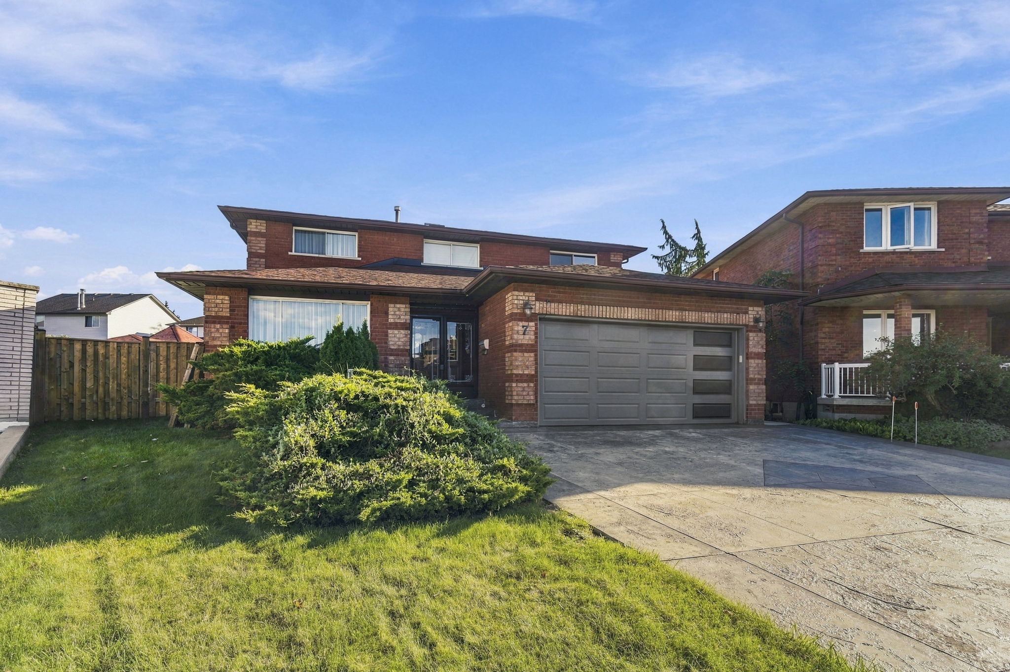 8-web-or-mls-7_Argon_Ct_Hamilton_ON_L9C_7E5_082