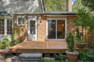 98-web-or-mls-105-Samantha Frank - 471 Knightsbridge Crescent_