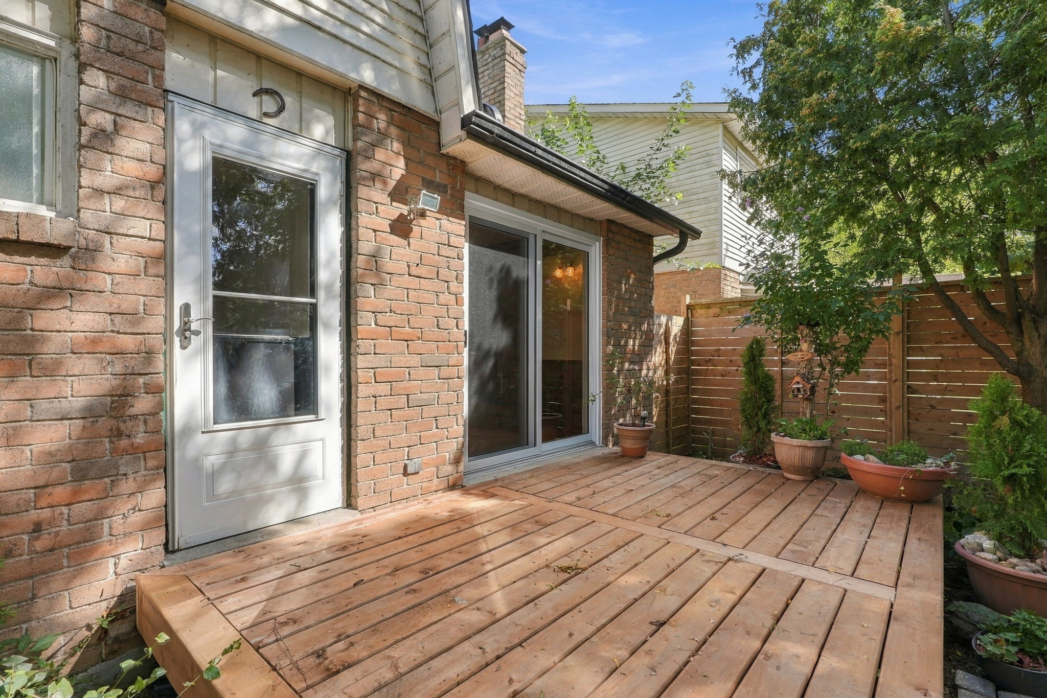 99-web-or-mls-106-Samantha Frank - 471 Knightsbridge Crescent_